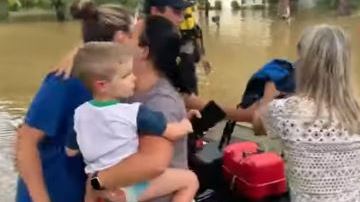 Varios residentes aún estaban tratando de recuperarse de Harvey y una vez más con Imelda lo han perdido todo.