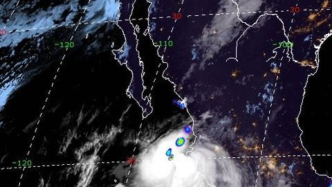 Huracán Lorena.