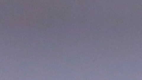 Ronaldinho tendrá que saldar su deuda con el gobierno si quiere jugar futbol en el extranjero.