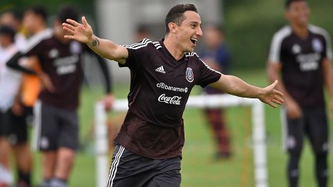 Andrés Guardado recibió permiso para abandonar la concentración de la Selección Mexicana.