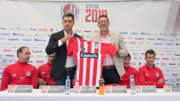 Gustavo Matosas es, oficialmente, el nuevo DT del Atlético de San Luis.