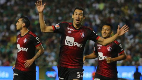 Con este resultado los rojinegros aún mantienen el sueño de jugar la Liguilla.