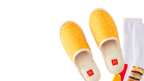 La promoción pretende regalar productos que hagan que la gente se relaje sin salir de casa.