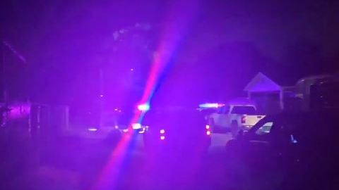 El incidente ocurrió en la cuadra 4900 de la calle Southwind a eso de las 7:10 p.m.
