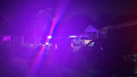 El incidente ocurrió en la cuadra 4900 de la calle Southwind a eso de las 7:10 p.m.