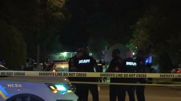 Familiares dijeron que las víctimas, Ramiro Reyes y su esposa Rosalba Reyes acababan de regresar del hospital a eso de la 1:30 a.m.