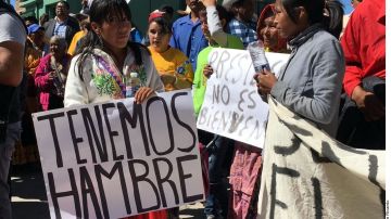 Indigenas exigen apoyo a López Obrador.
