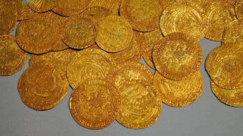 Los trabajadores que encontraron las monedas ahora están demandando a los dueños, pues quieren su parte. Imagen sólo con fines ilustrativos.