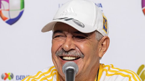 Ricardo Ferreti, el polémico técnico de los Tigres de la UANL.