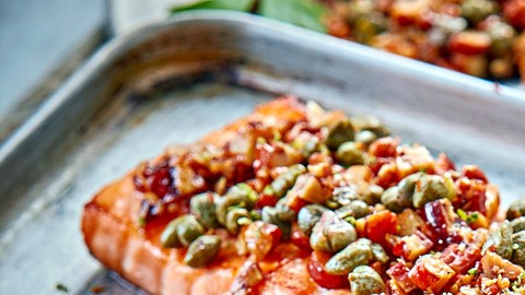 Salmón en costra de nuez