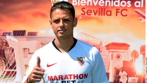 Javier Hernández podría debutar con el Sevilla mañana.