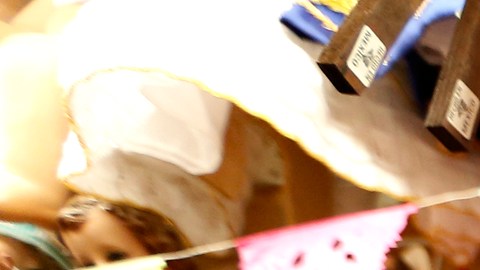 Las máscaras de catrinas o las caritas pintadas con este personaje son muy populares durante la festividad. / foto: Aurelia Ventura.