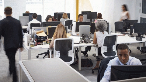 Es importante el correcto manejo de las emociones para un ambiente laboral sano.