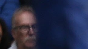 Hugo Lloris, el guardameta campeón del mundo tuvo que salir en camilla y con oxígeno puesto.