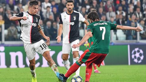 El argentino Paulo Dybala marcó doblete en la victoria de la Juventus ante el Lokomotiv.