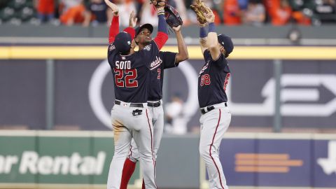 Los Nationals inclinan la serie 2-0 y acarician la posibilidad de conseguir su primer título de Serie Mundial.