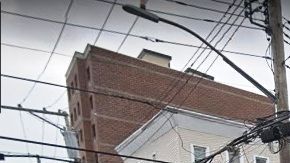 731 E. 214th St, El Bronx