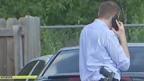 El jefe de la policía Art Acevedo dijo que los oficiales respondían a un tiroteo en la cuadra 5900 de la cuadra Selinsky a eso de las 12:41 p.m.