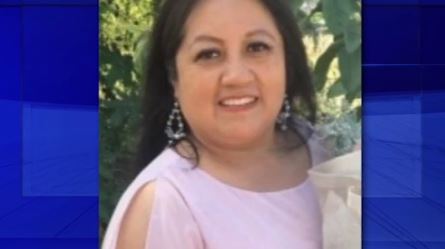 La mujer que fue identificada como Eleazar Limón fue impactada por una camioneta que pasaba por la escena.