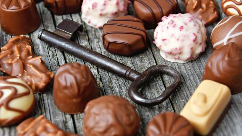CHOCOLATE-ADONYIGÁBOR-PXHERE