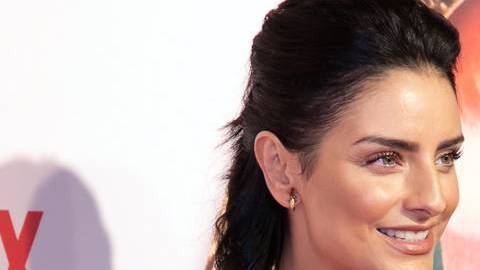 Aislinn Derbez