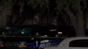 El reporte policial indica que fue alrededor de las 4:30 p. m. cuando respondieron al llamado de una persona que estaba inconsciente en un complejo de apartamentos.