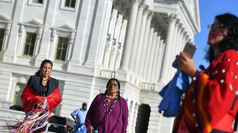 Foto de arhivo de mujeres indígenas americanas en Washington. /AFP/Getty Images)