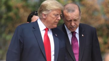 Trump subió los aranceles al acero turco en represalia a la ofensiva del país contra los kurdos.