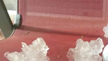 En el área de Fort Worth cayó granizo del tamaño de una pelota de Golf.