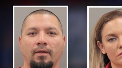 Manuel García, de 38 años, (izq) golpeó al entrenador.