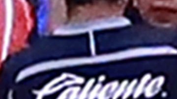 Se difundió que una mujer se había lanzado por las escaleras tras la derrota.