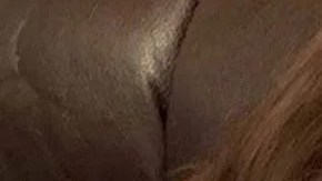 Alison Maclaine con su hijo.