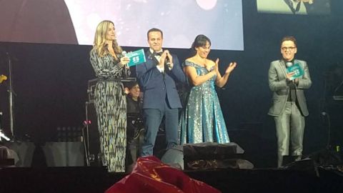 Marysol y José Joel son ovacionados en el Zócalo de la Ciudad de México