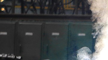 El hecho de que sean menos los latinos que llegan a EEUU benefició a los que ya eran residentes de este país.