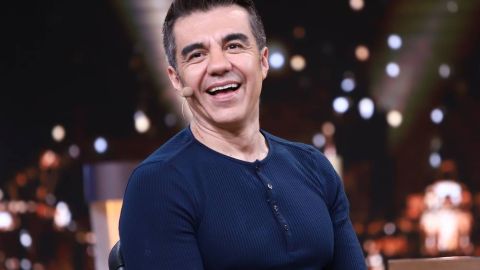 Adrián Uribe.
