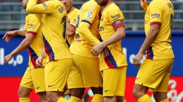 Lionel Messi, Antoine Griezmann y Luis Suárez presentes en la goleada del equipo catalán.