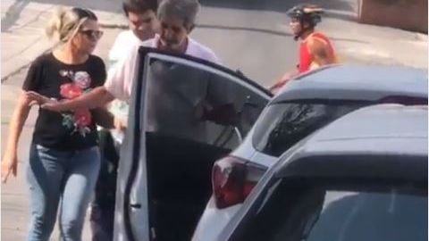 El hombre no pudo contener el llanto por lo que había provocado.
