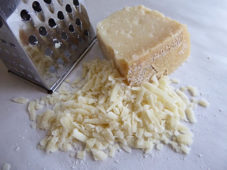Queso no auténtico De qué está hecho el Parmesano de los