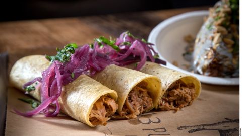 Tacos de carnitas