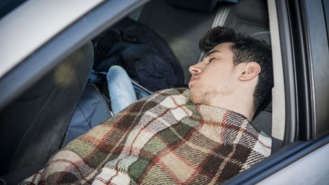 dormir en el auto