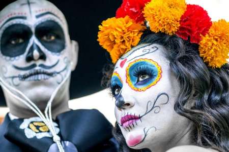 Mutilar ensayo frontera Los 10 mejores disfraces de Halloween al estilo mexicano - La Opinión
