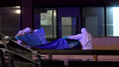 La policía pidió colaboración para dar con más detalles del ataque.