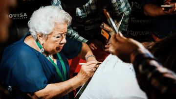Irma Silva, la abuelita mexicana que puede ganar con un Latin Grammy