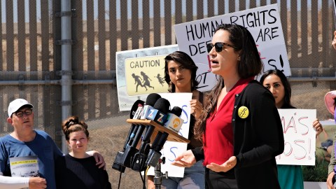 Se alega que en la lista de la CBP estaba Erika Pinheiro, abogada de la organización Al Otro Lado, a quien una vez se le impidió entrar a Tijuana. / foto: Manuel Ocaño.
