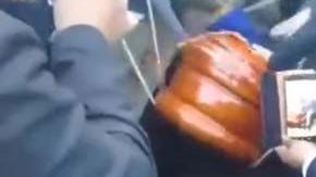 Algunos de los presentes gritaron de asombro.