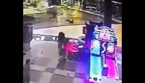 El tiroteo provocó pánico en los presentes.