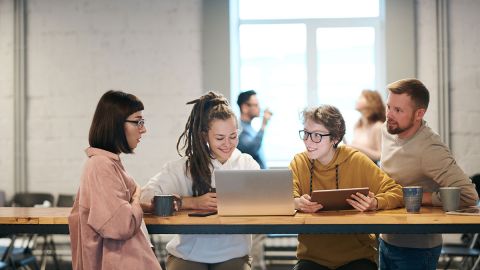 Trabajar cuatro días a la semana podría ser muy bueno, no sólo para los empleados, sino también para las empresas.