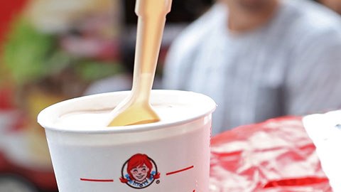 No tienes que gastar una pequeña fortuna para comer bien en un restaurante.