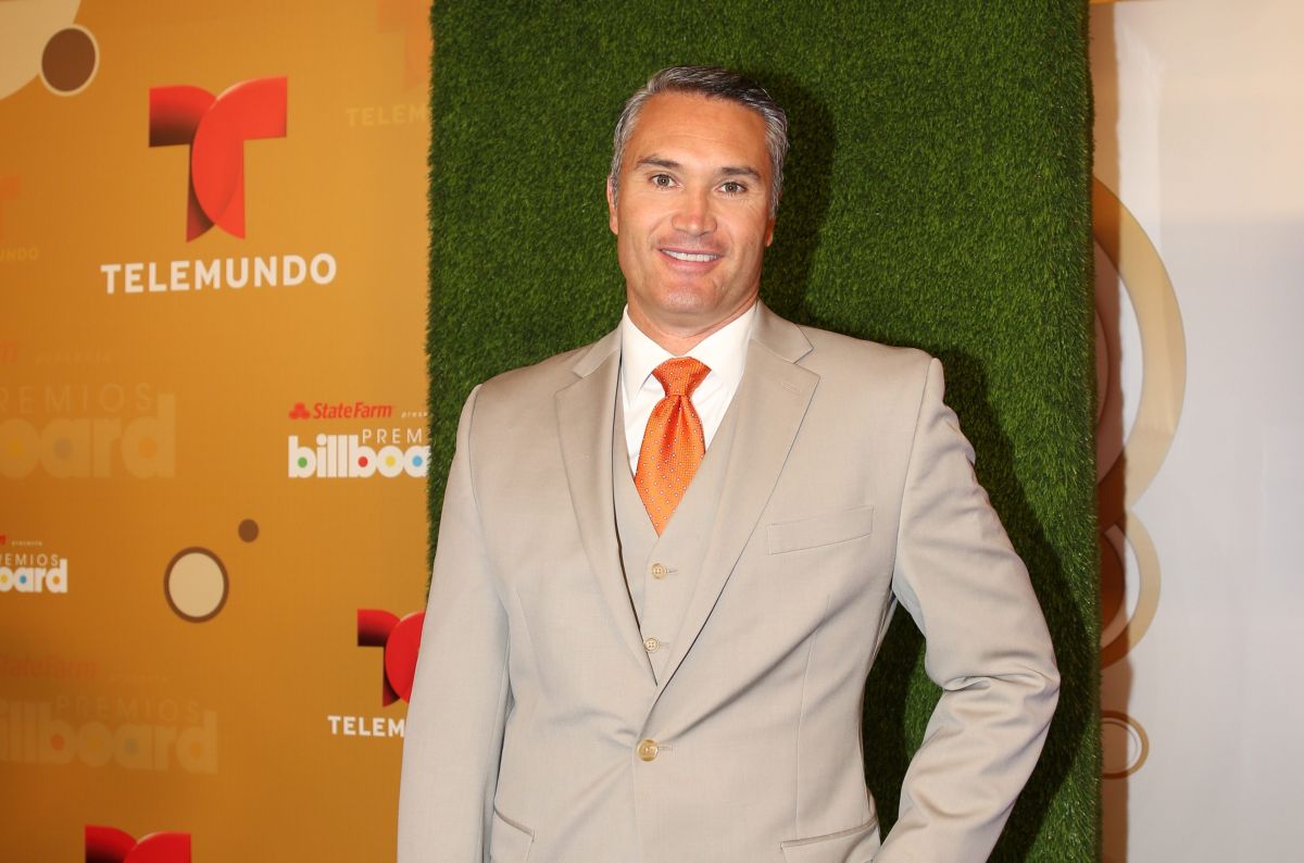Falleció el periodista de Telemundo Edgardo del Villar