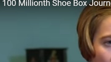 Evilyn Pinnow, una entusiasta de Christmas Child Operation.